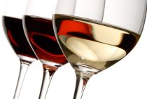 red-white-wine-glasses